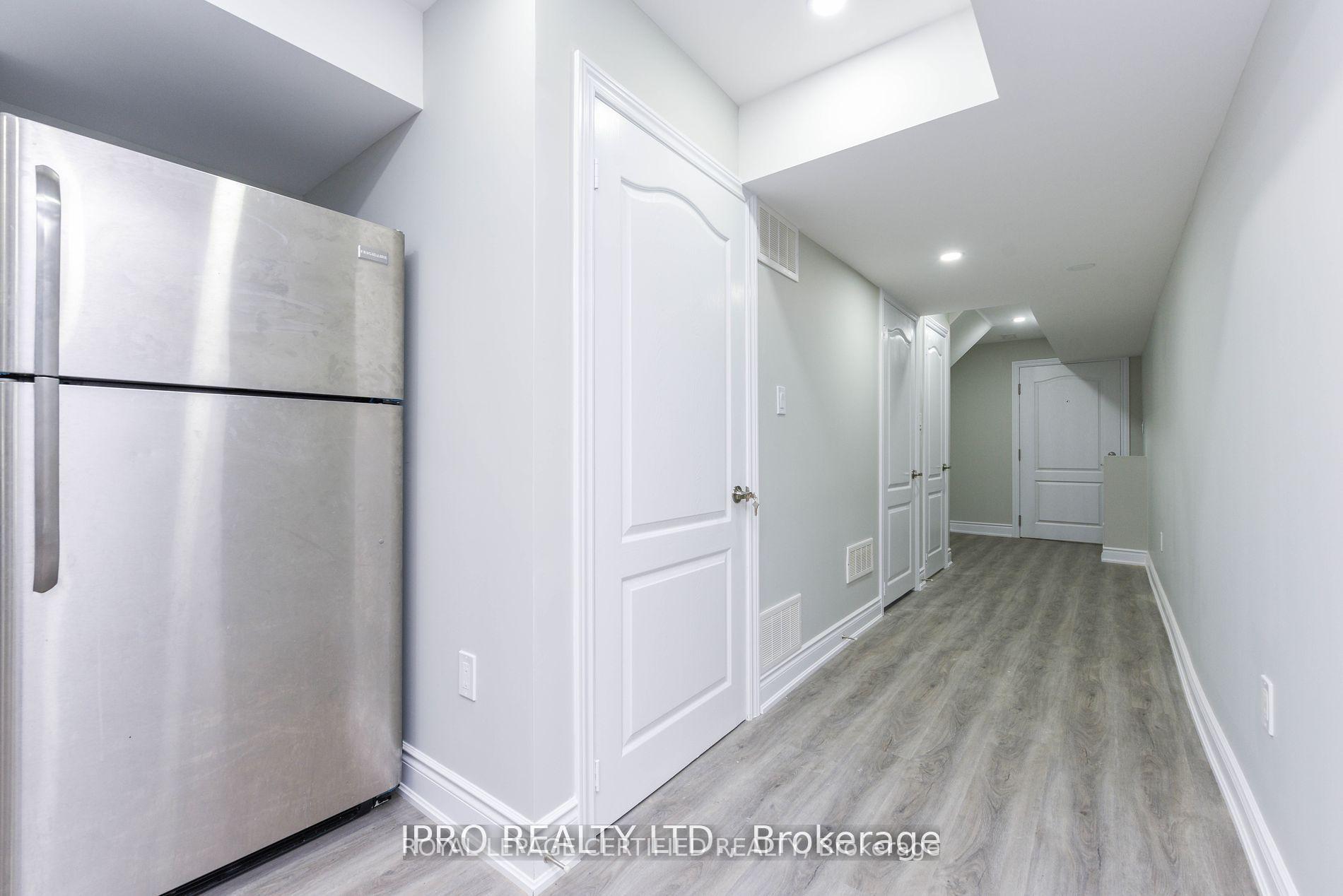 Photo 6 of Unit Basement, 69 Vezna Crescent, Brampton, Credit Valley — HOMEH