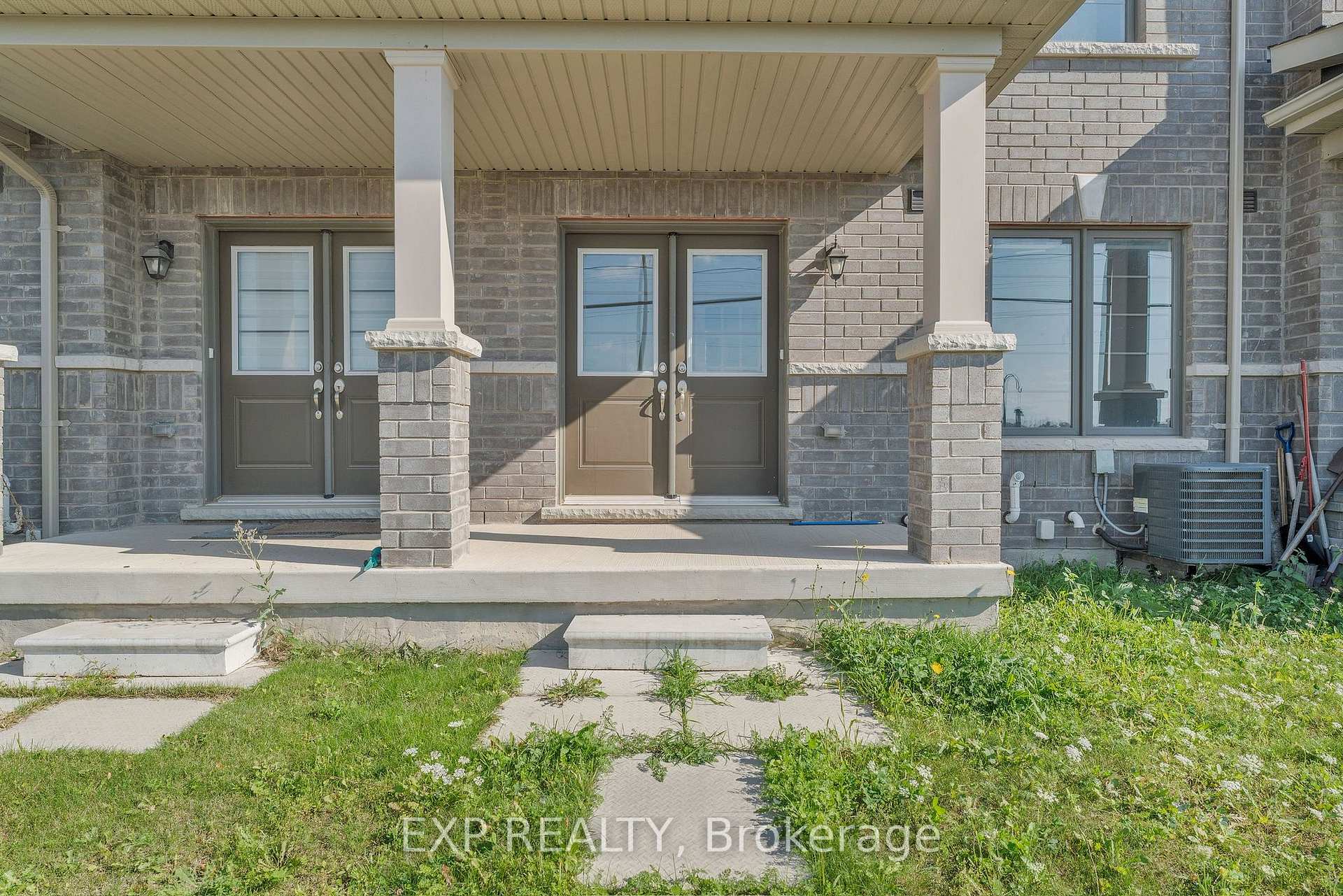 Photo 24 of 96 Fruitvale Circle, Brampton, Northwest Brampton — HOMEH
