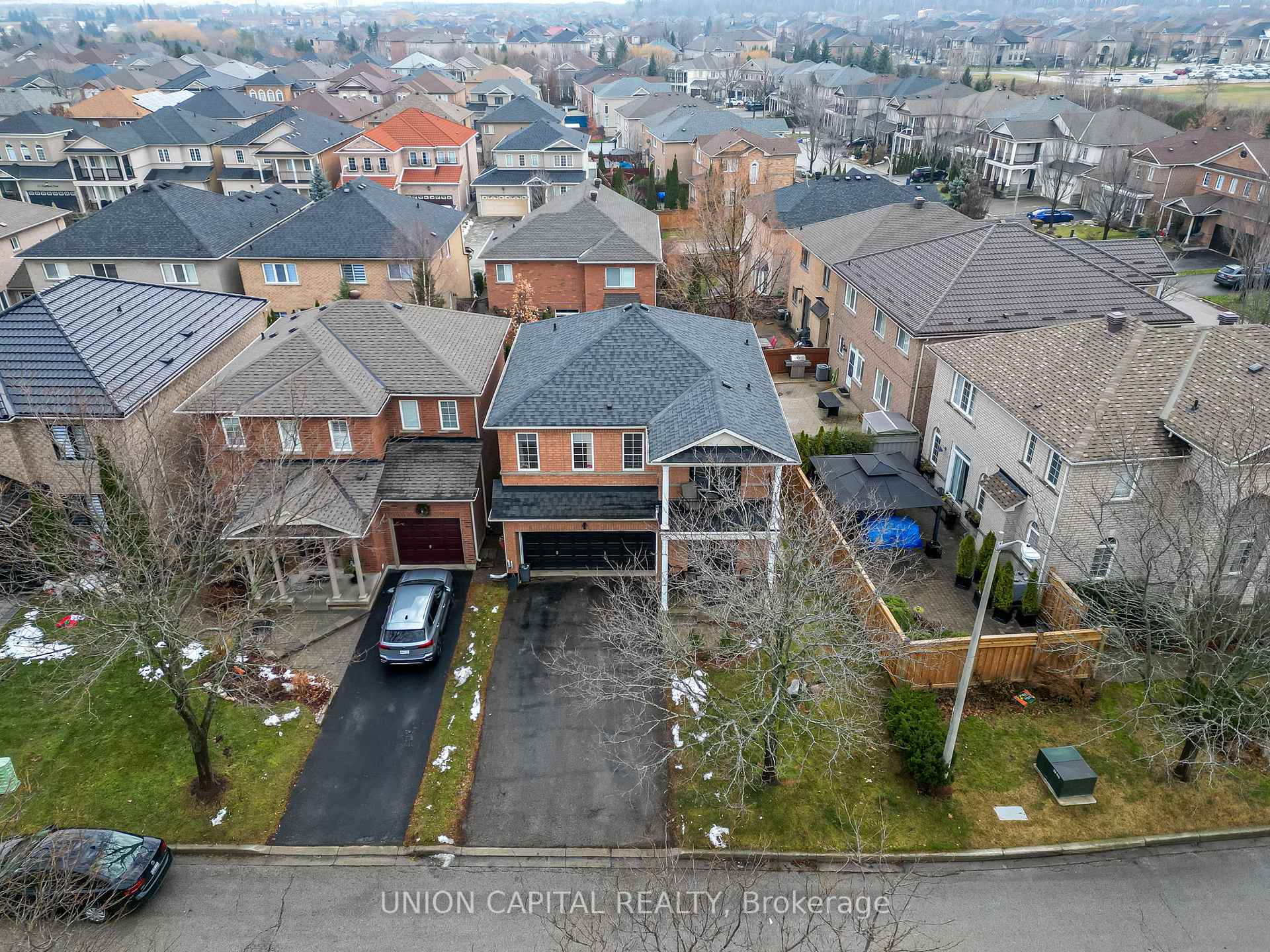 Photo 2 of 53 Redtail Drive, Vaughan, Vellore Village — HOMEH
