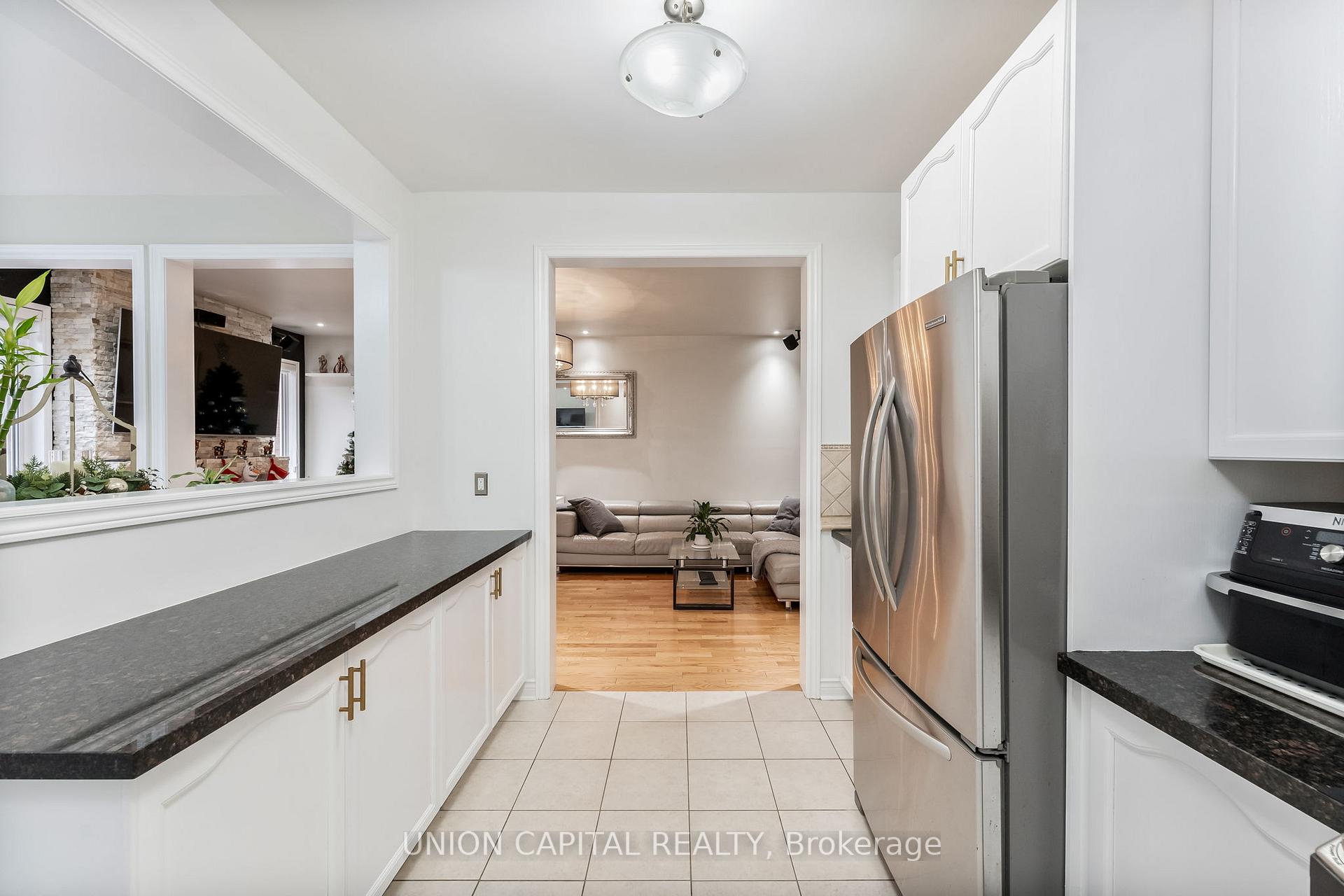 Photo 9 of 53 Redtail Drive, Vaughan, Vellore Village — HOMEH