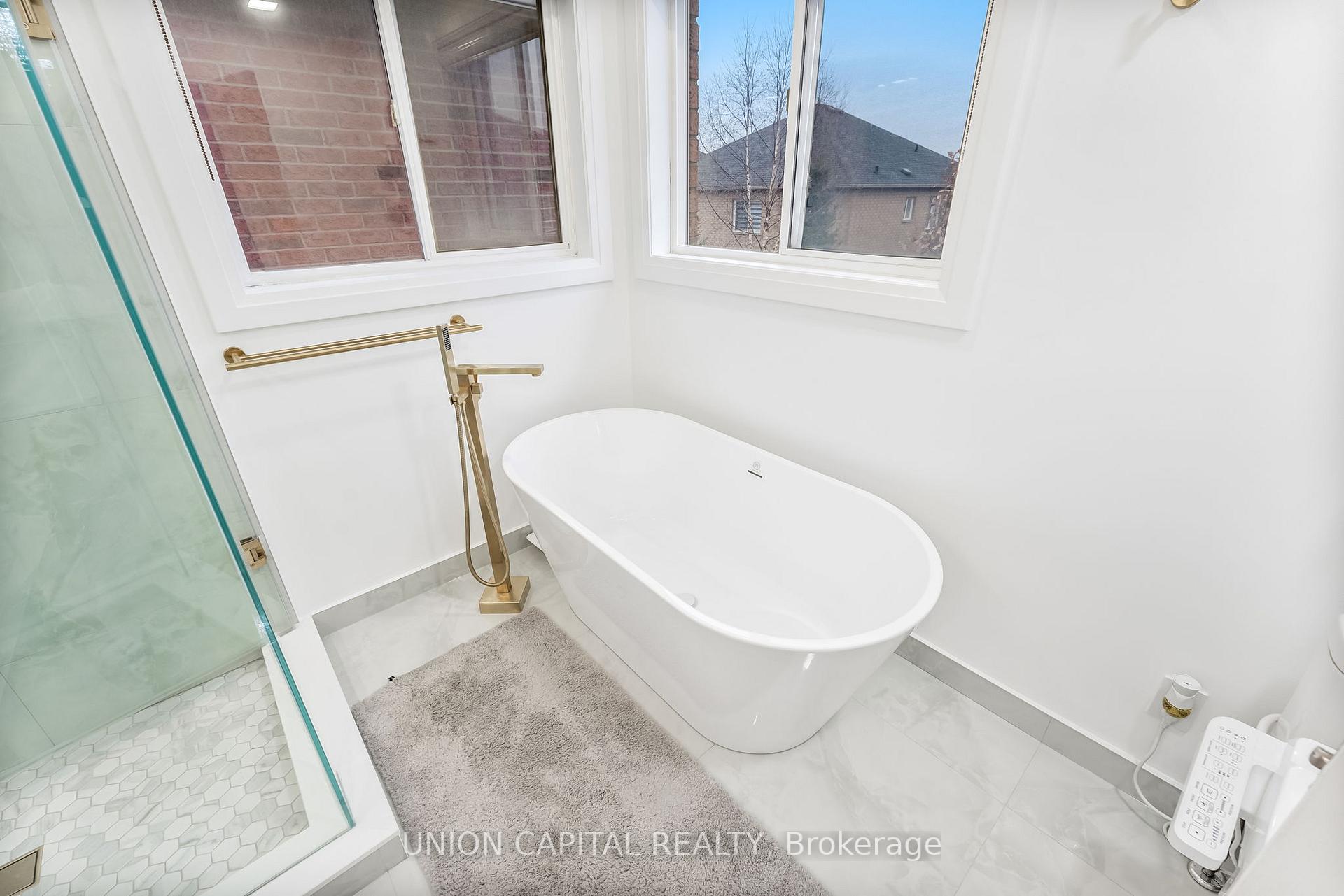 Photo 19 of 53 Redtail Drive, Vaughan, Vellore Village — HOMEH