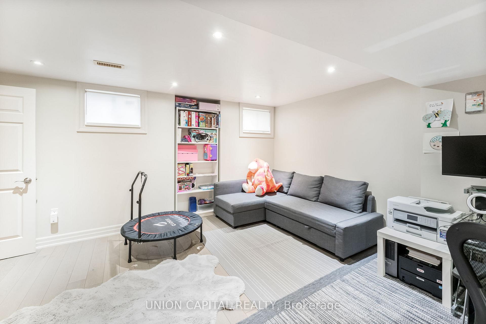 Photo 24 of 53 Redtail Drive, Vaughan, Vellore Village — HOMEH
