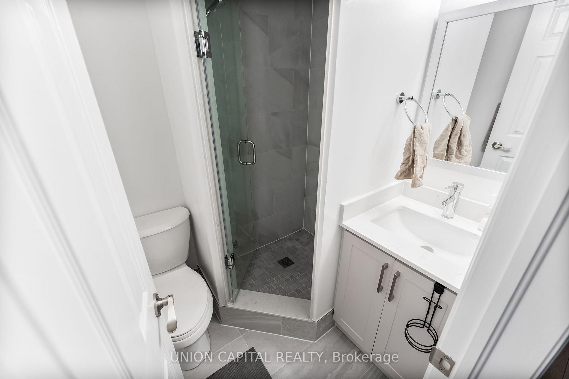 Photo 25 of 53 Redtail Drive, Vaughan, Vellore Village — HOMEH