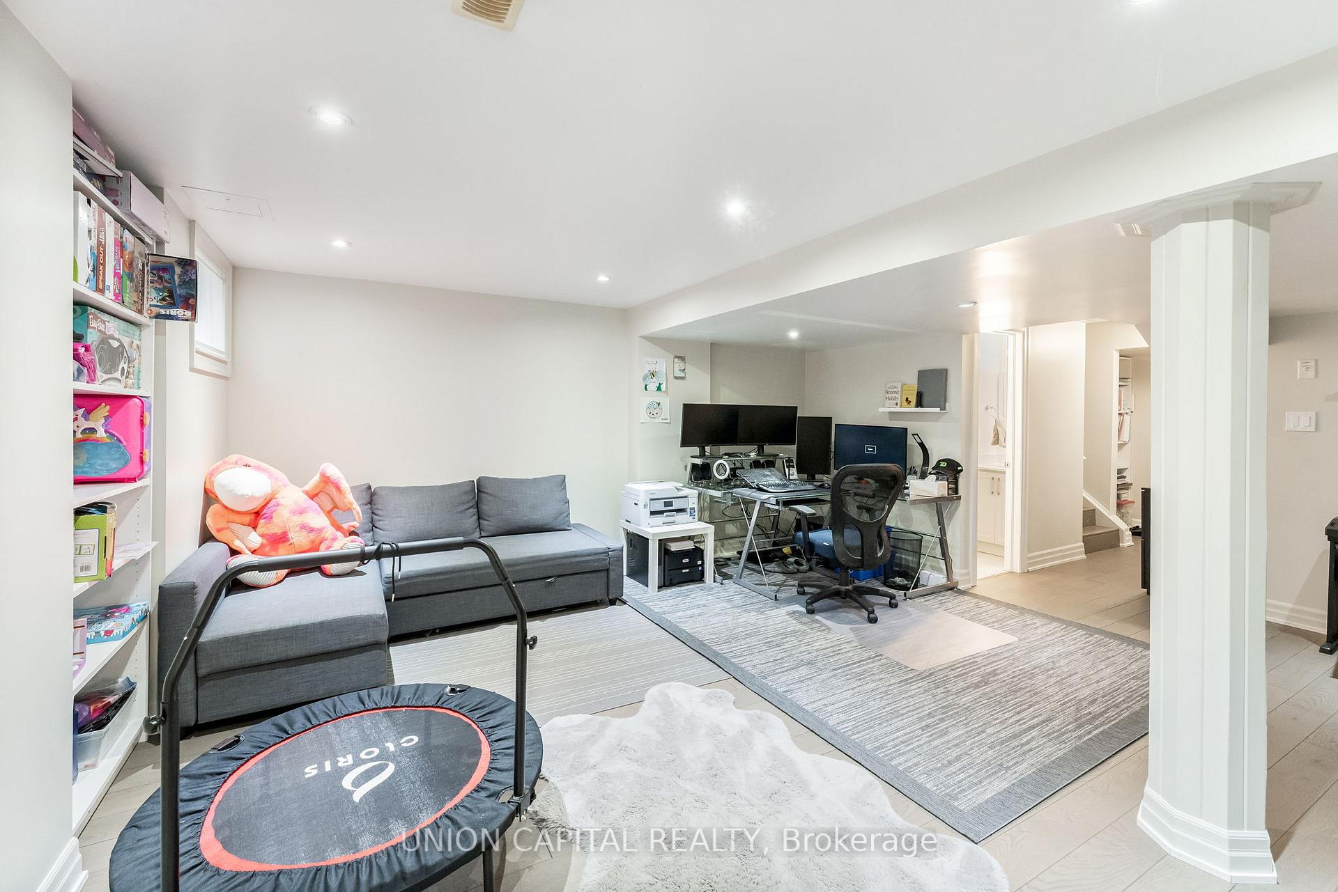 Photo 26 of 53 Redtail Drive, Vaughan, Vellore Village — HOMEH