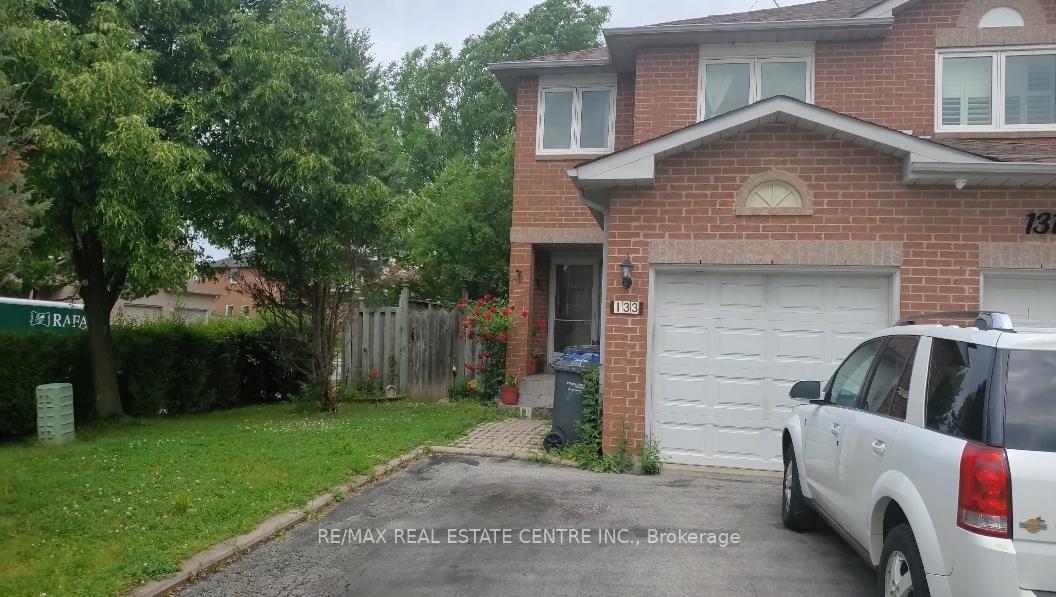 Front of 133 Saddletree Trail