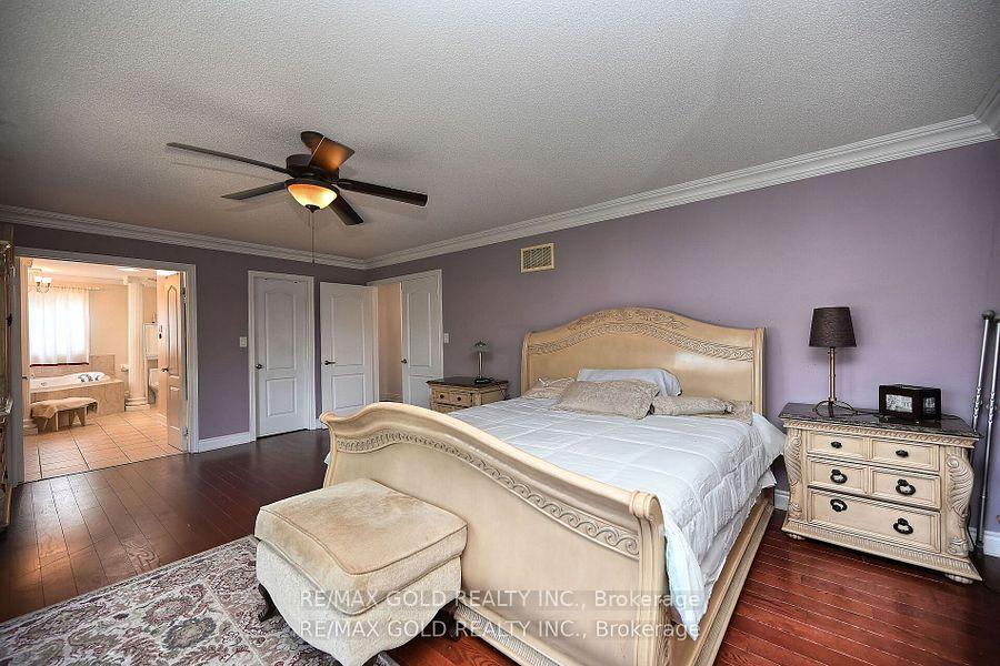 Photo 29 of 42 Louvain Drive, Brampton, Vales of Castlemore North — HOMEH