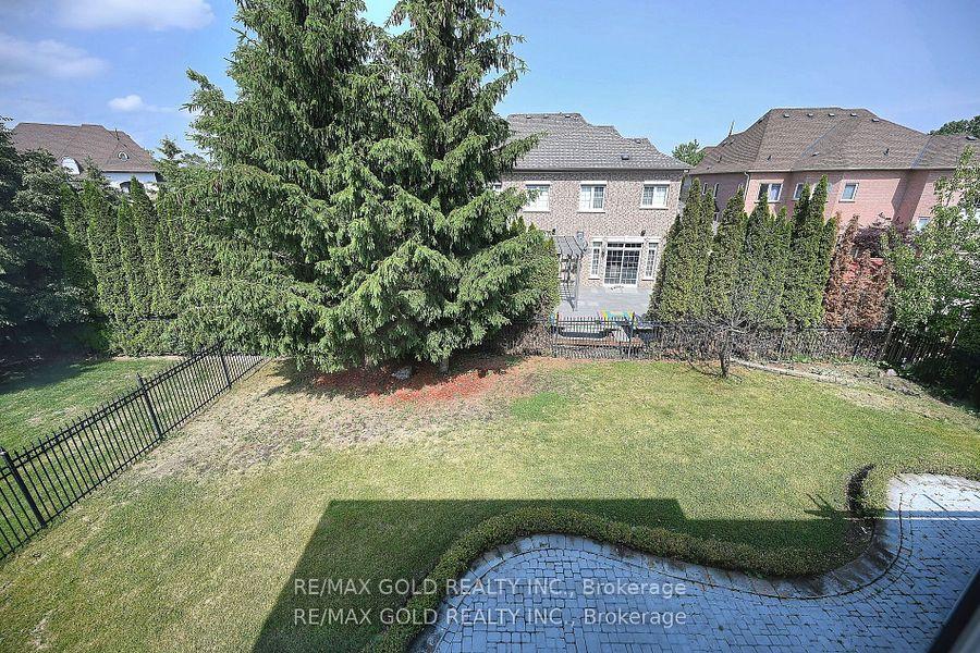 Photo 31 of 42 Louvain Drive, Brampton, Vales of Castlemore North — HOMEH