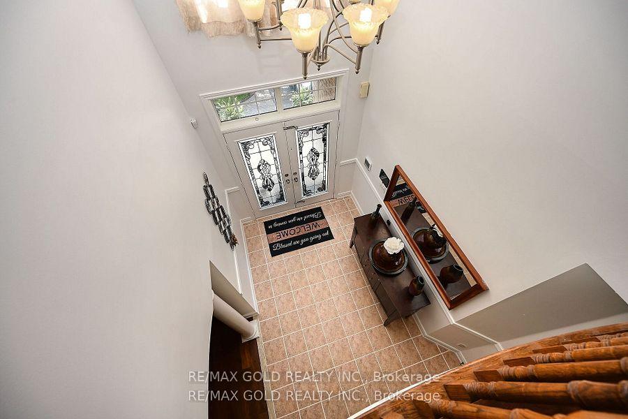Photo 40 of 42 Louvain Drive, Brampton, Vales of Castlemore North — HOMEH