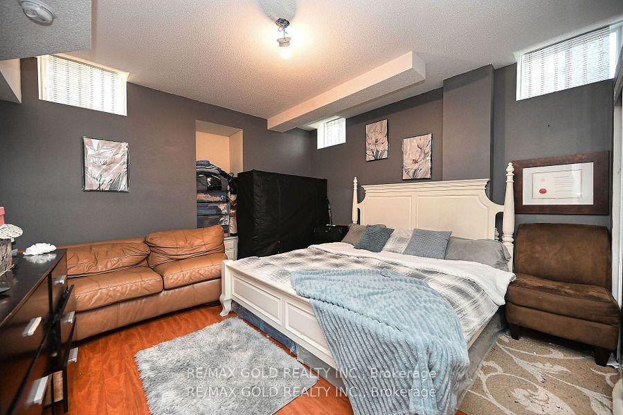 Photo 45 of 42 Louvain Drive, Brampton, Vales of Castlemore North — HOMEH