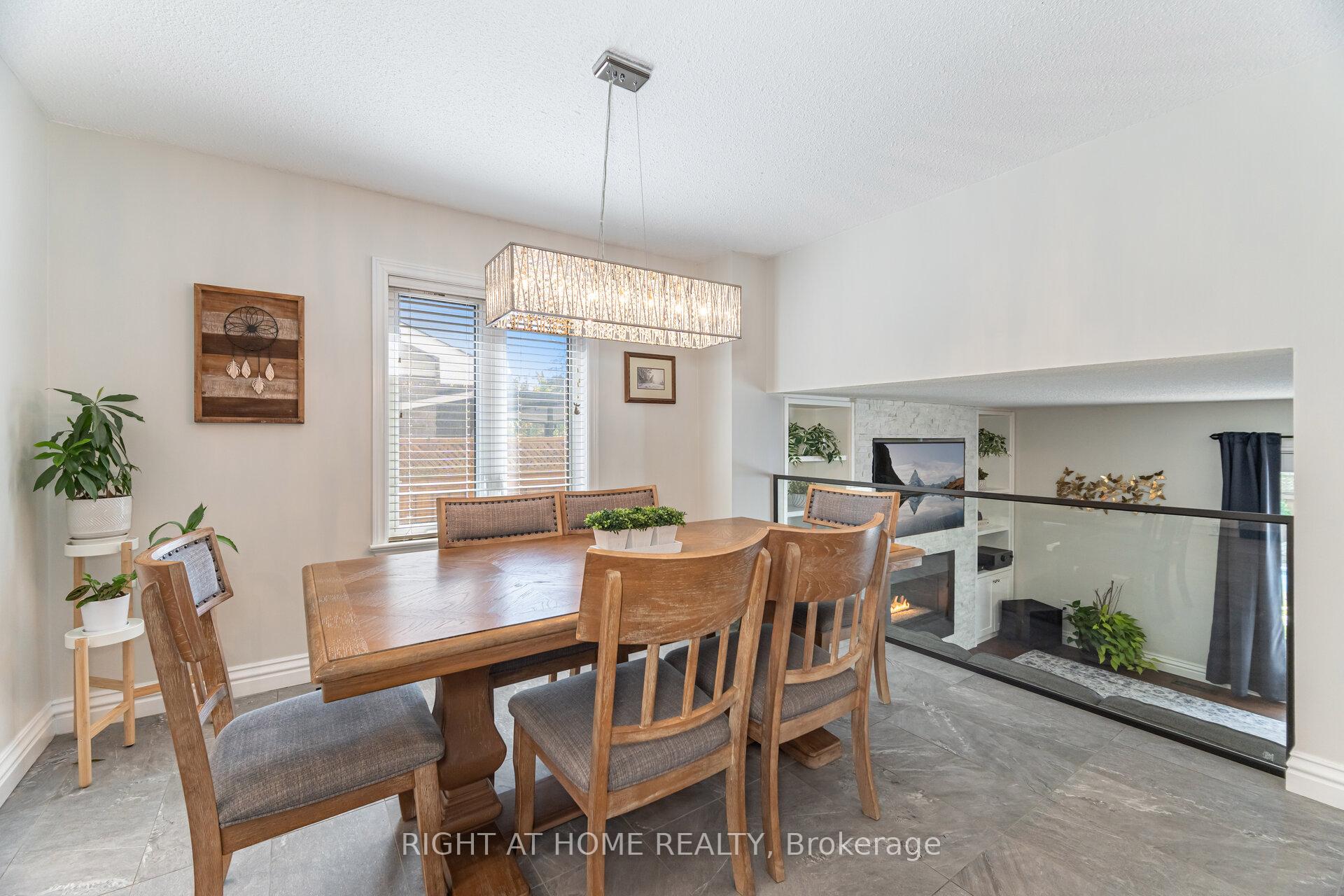 Photo 13 of 4 Cantrill Court, Brampton, Heart Lake West — HOMEH