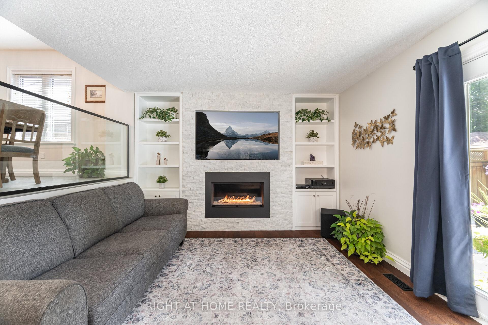 Photo 16 of 4 Cantrill Court, Brampton, Heart Lake West — HOMEH