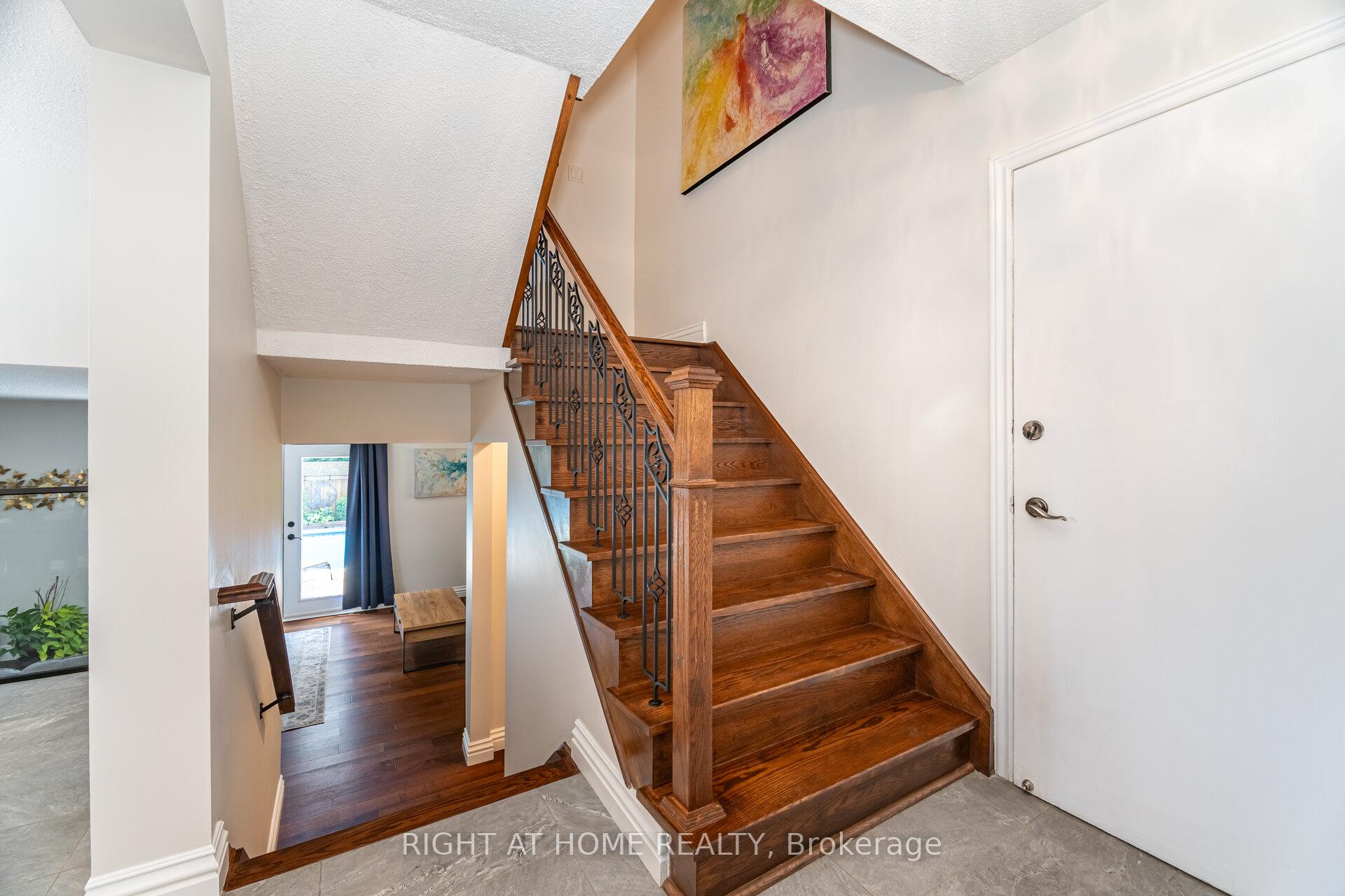 Photo 20 of 4 Cantrill Court, Brampton, Heart Lake West — HOMEH