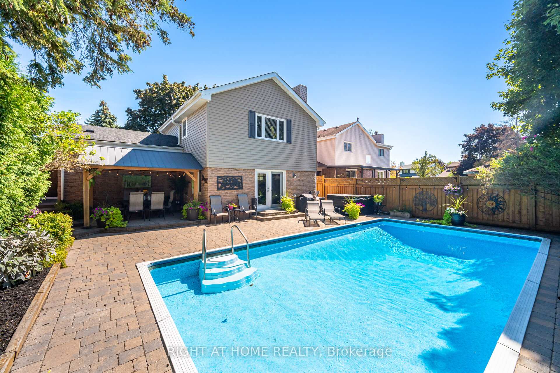 Photo 40 of 4 Cantrill Court, Brampton, Heart Lake West — HOMEH