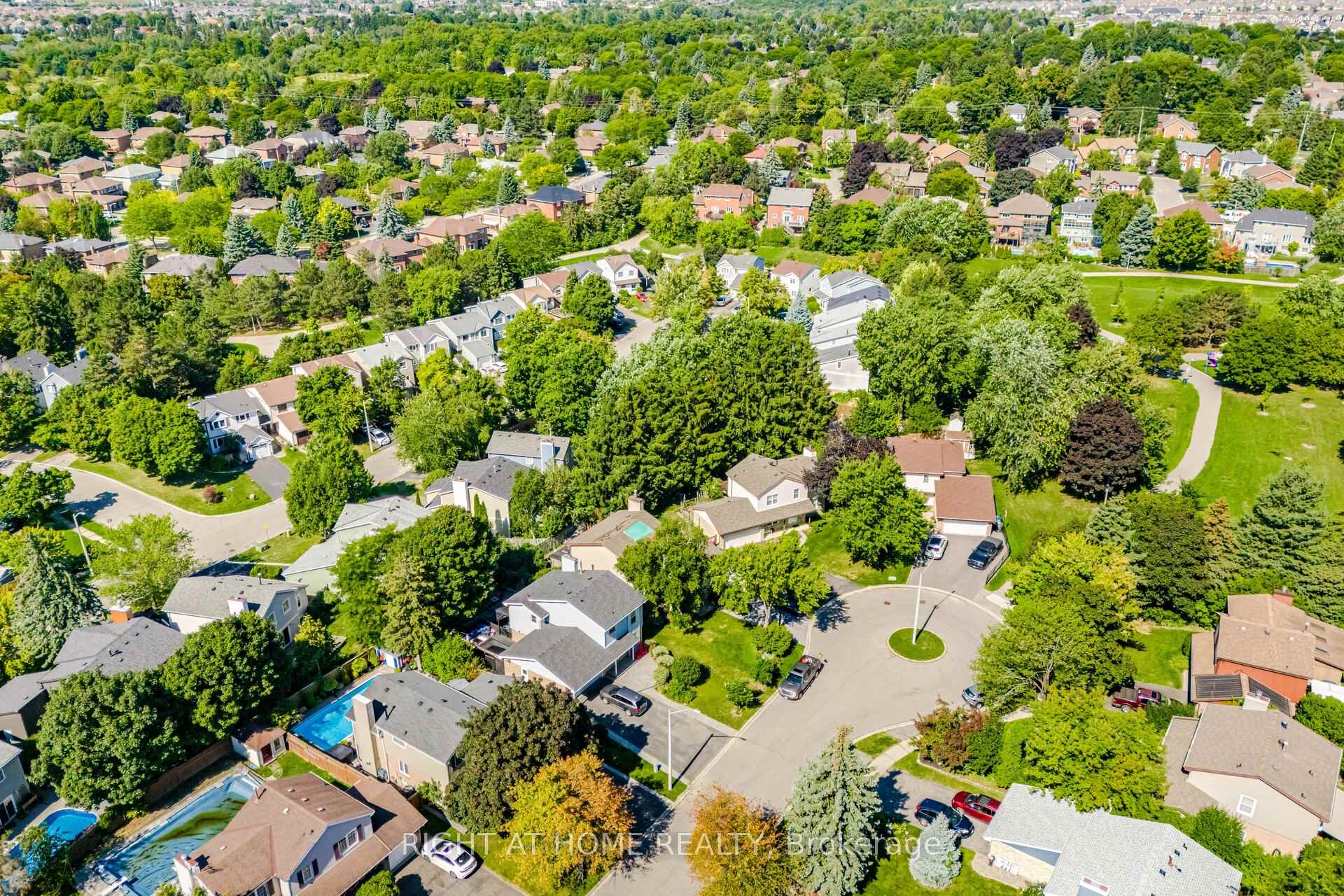 Photo 49 of 4 Cantrill Court, Brampton, Heart Lake West — HOMEH