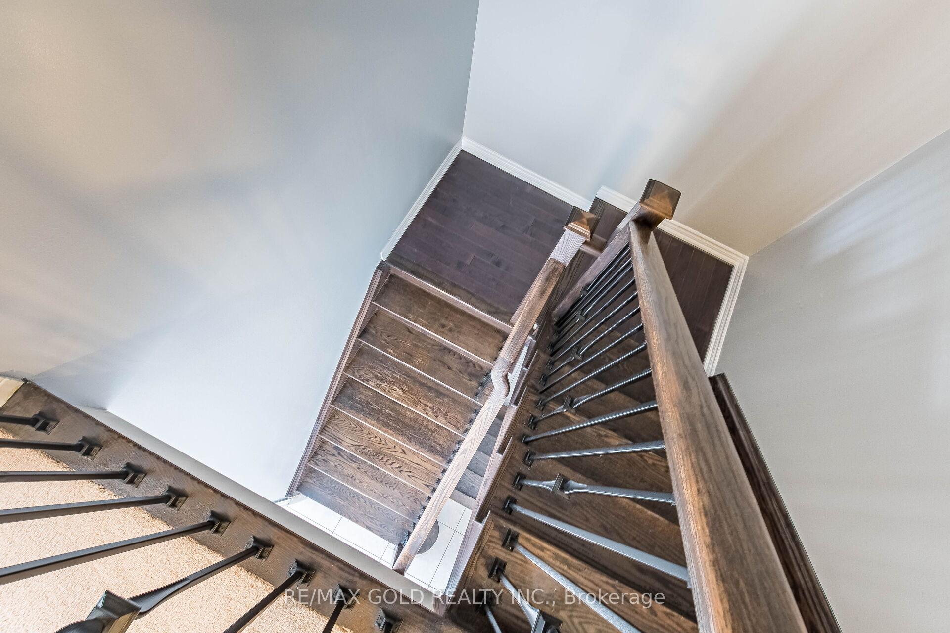 Photo 24 of 9 Venue Road, Brampton, Toronto Gore Rural Estate — HOMEH