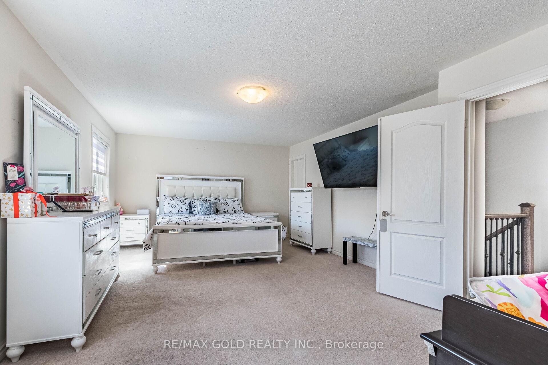 Photo 30 of 9 Venue Road, Brampton, Toronto Gore Rural Estate — HOMEH