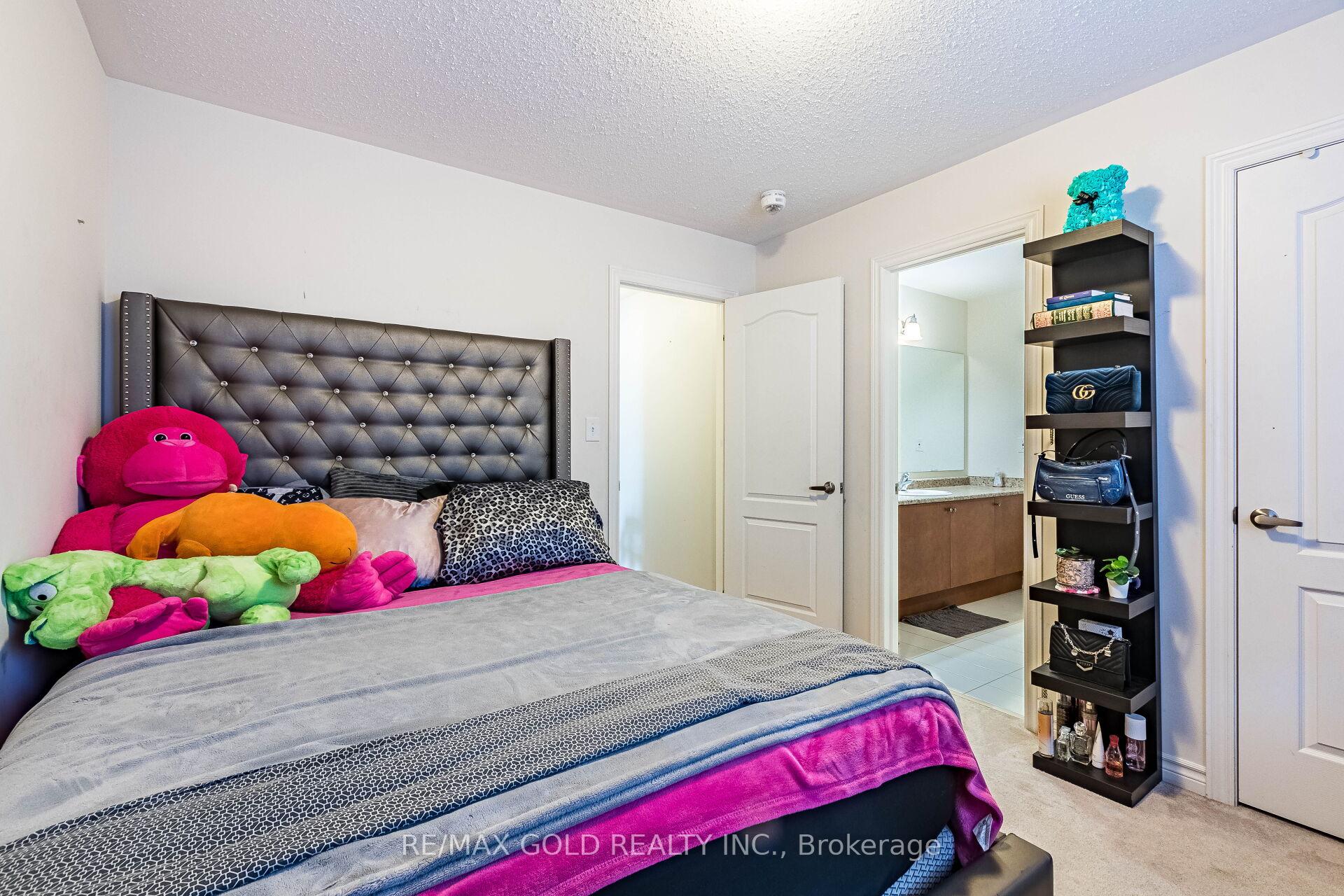 Photo 40 of 9 Venue Road, Brampton, Toronto Gore Rural Estate — HOMEH