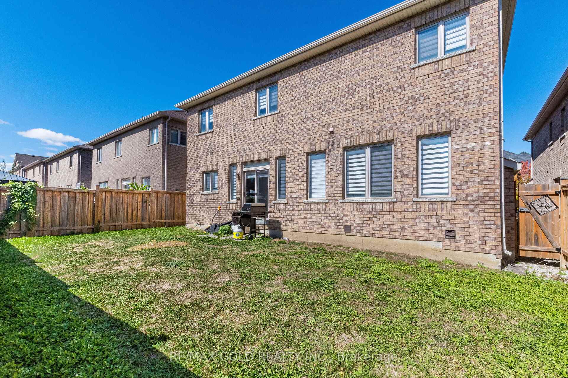 Photo 45 of 9 Venue Road, Brampton, Toronto Gore Rural Estate — HOMEH