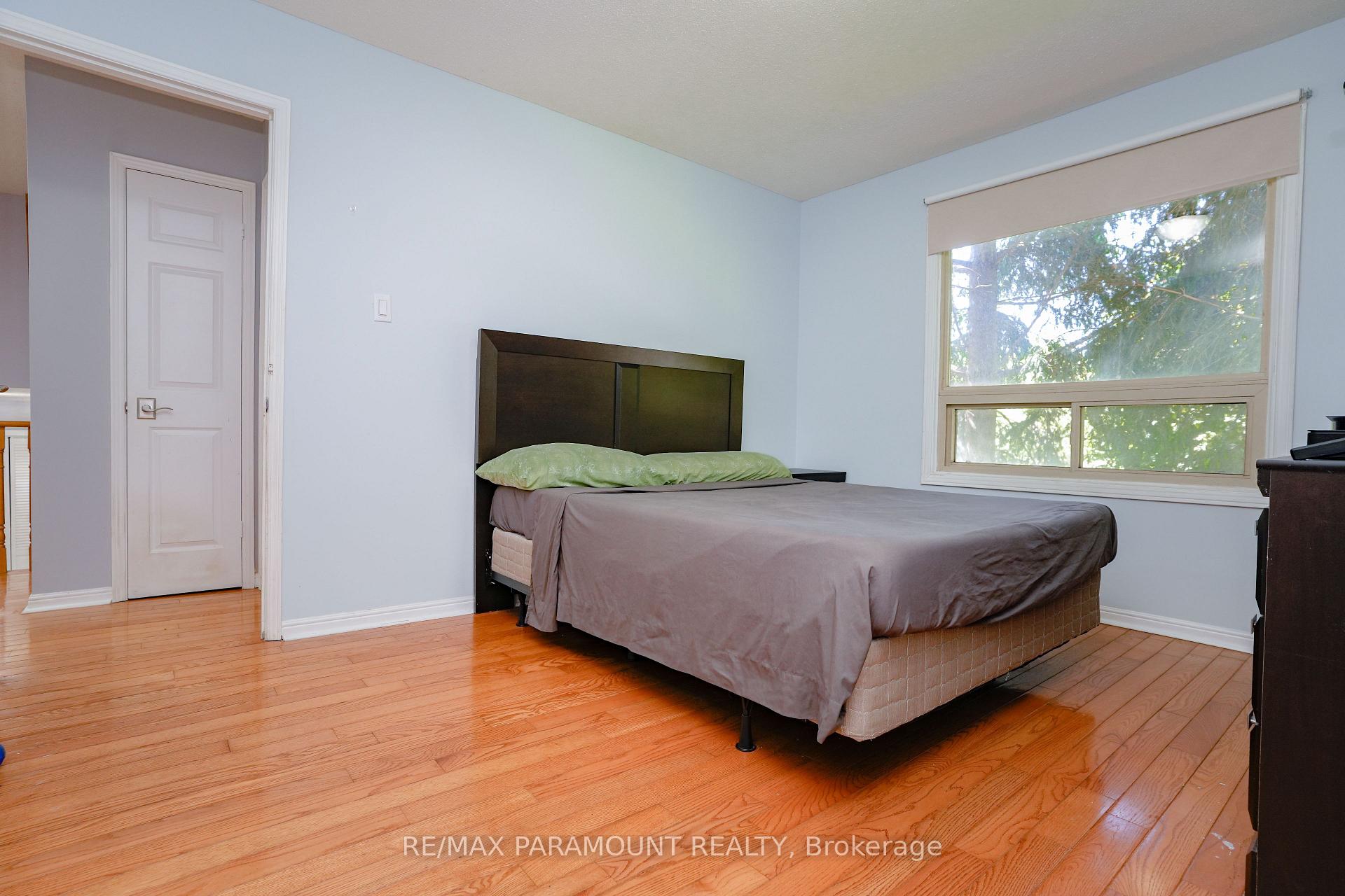 Photo 23 of 48 Boreham Circle, Brampton, Snelgrove — HOMEH