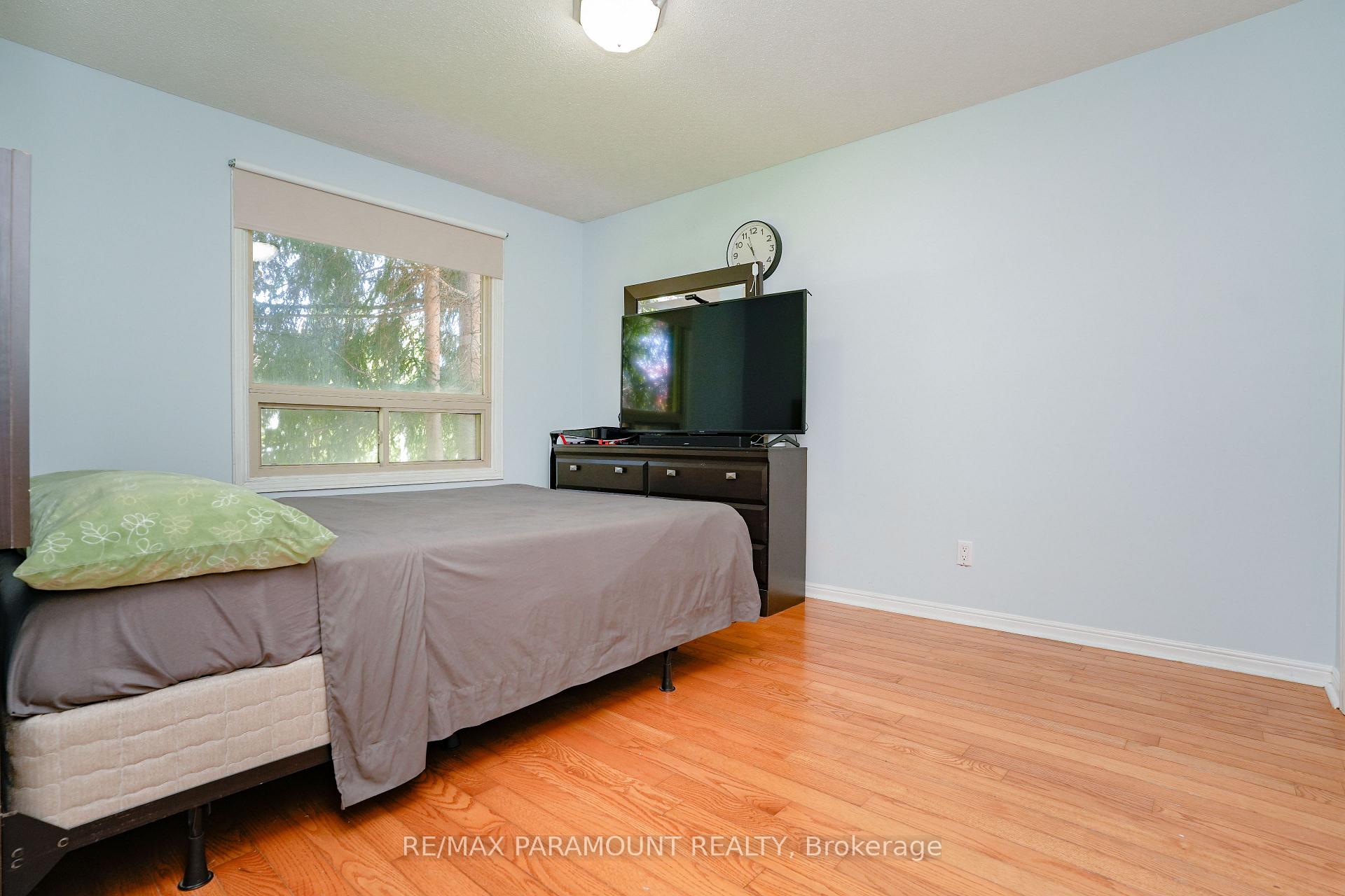 Photo 24 of 48 Boreham Circle, Brampton, Snelgrove — HOMEH