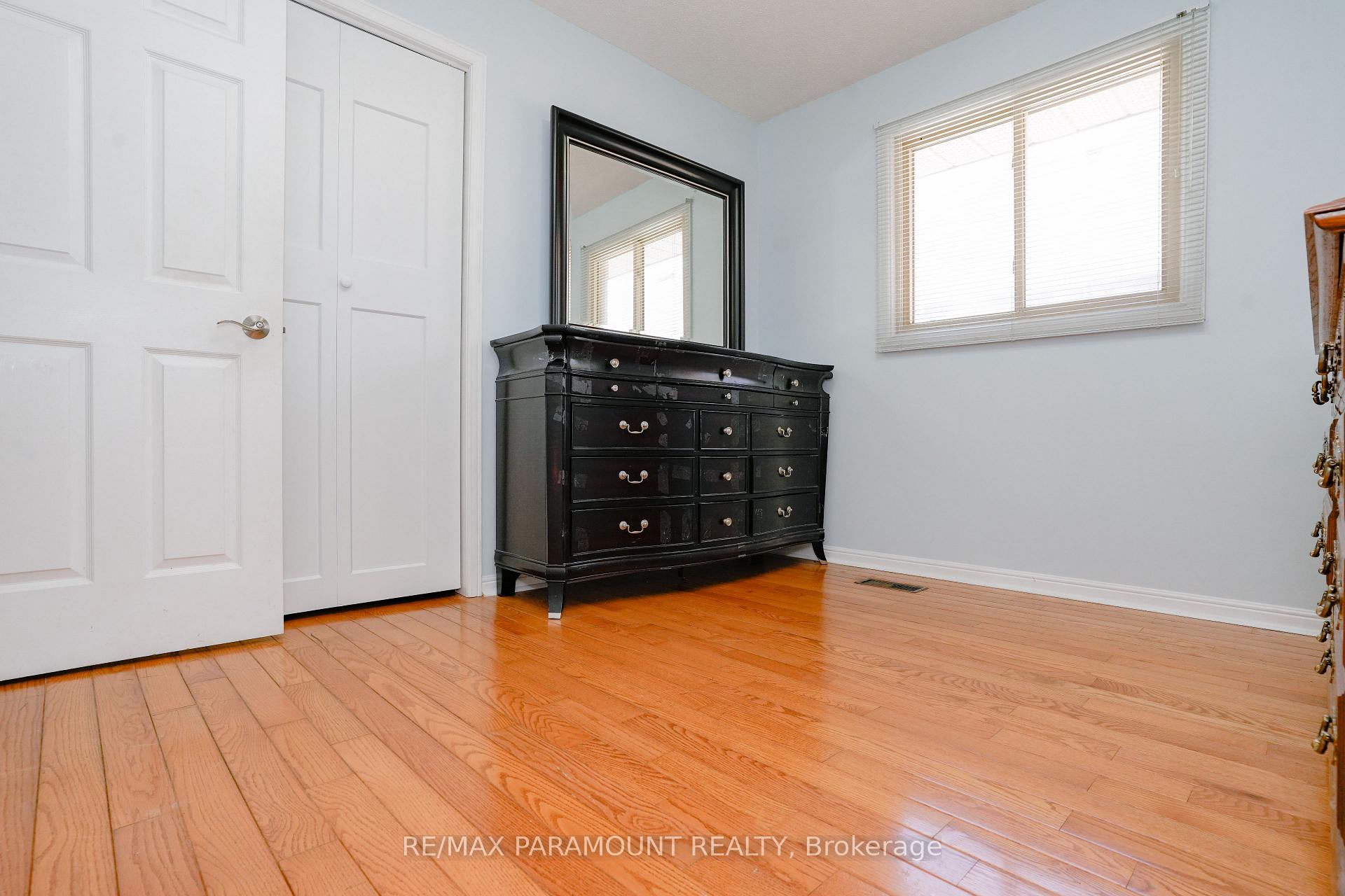 Photo 28 of 48 Boreham Circle, Brampton, Snelgrove — HOMEH