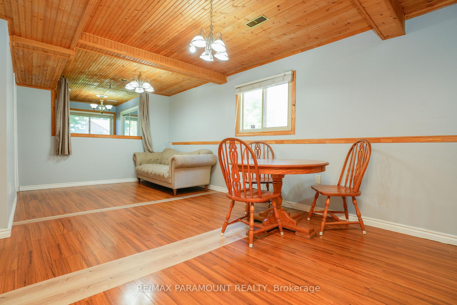 Photo 30 of 48 Boreham Circle, Brampton, Snelgrove — HOMEH