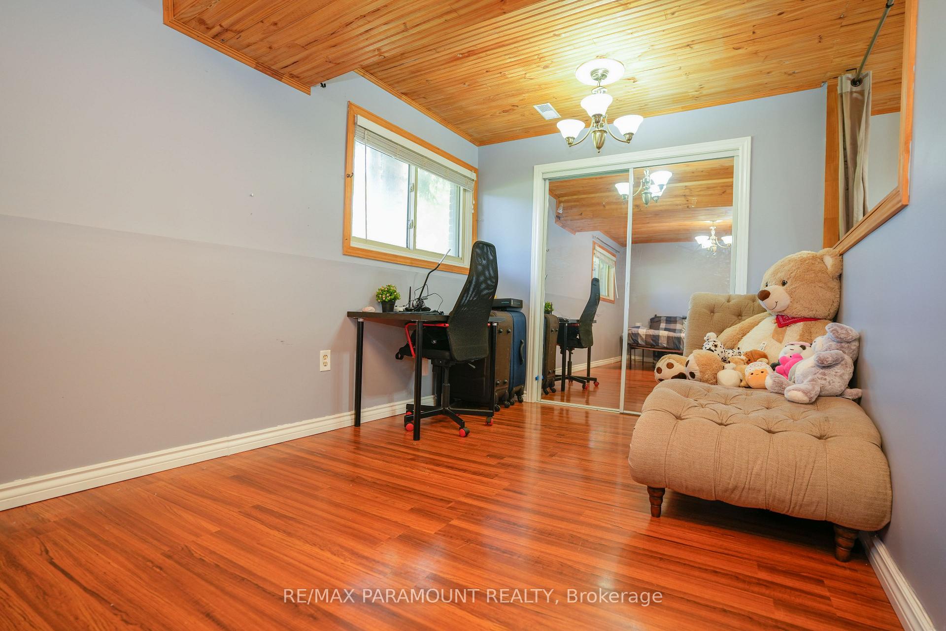 Photo 34 of 48 Boreham Circle, Brampton, Snelgrove — HOMEH
