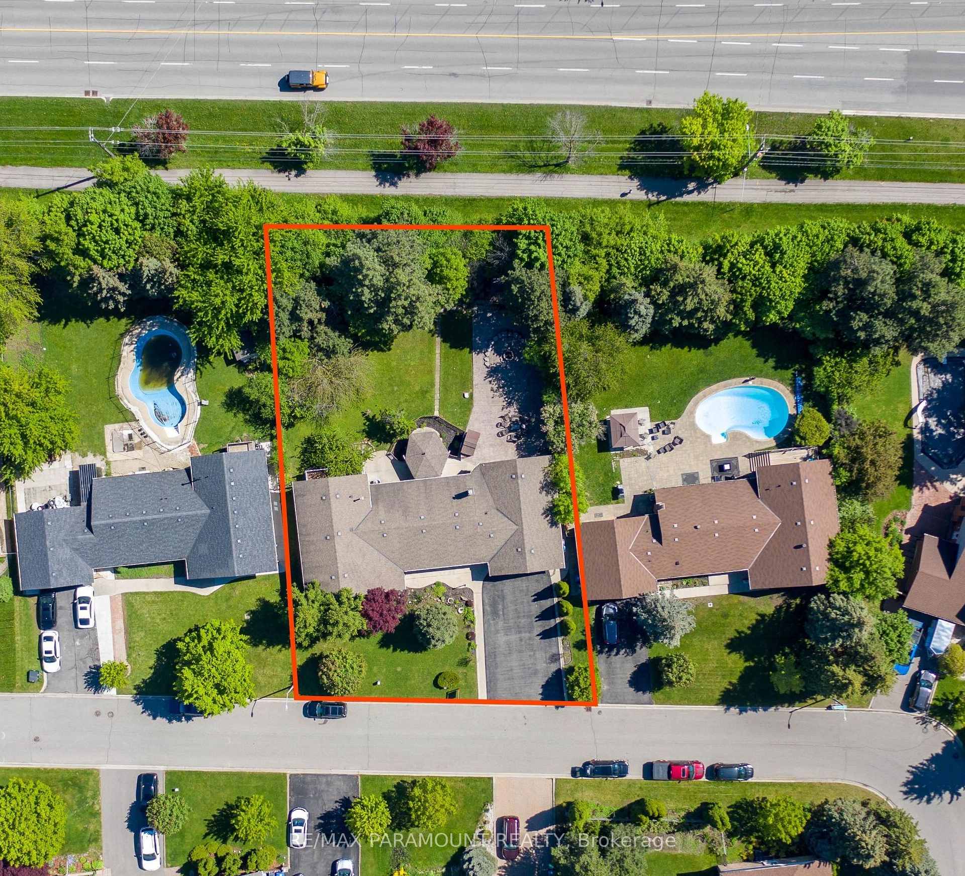 Photo 47 of 48 Boreham Circle, Brampton, Snelgrove — HOMEH