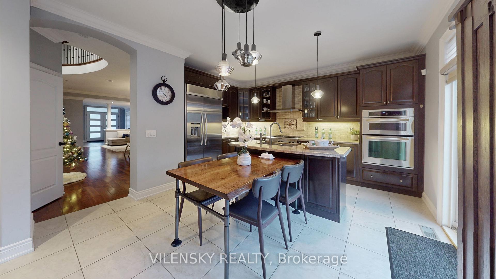 Photo 11 of 138 Valley Vista Drive, Vaughan, Patterson — HOMEH