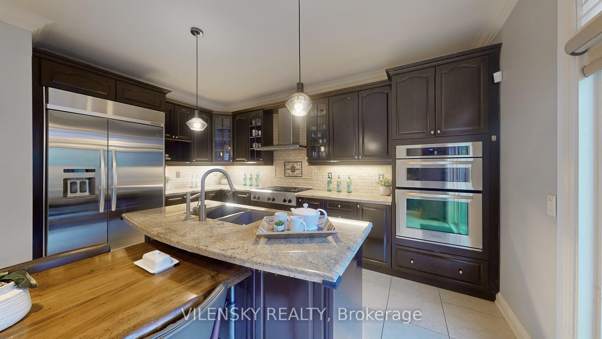 Photo 12 of 138 Valley Vista Drive, Vaughan, Patterson — HOMEH