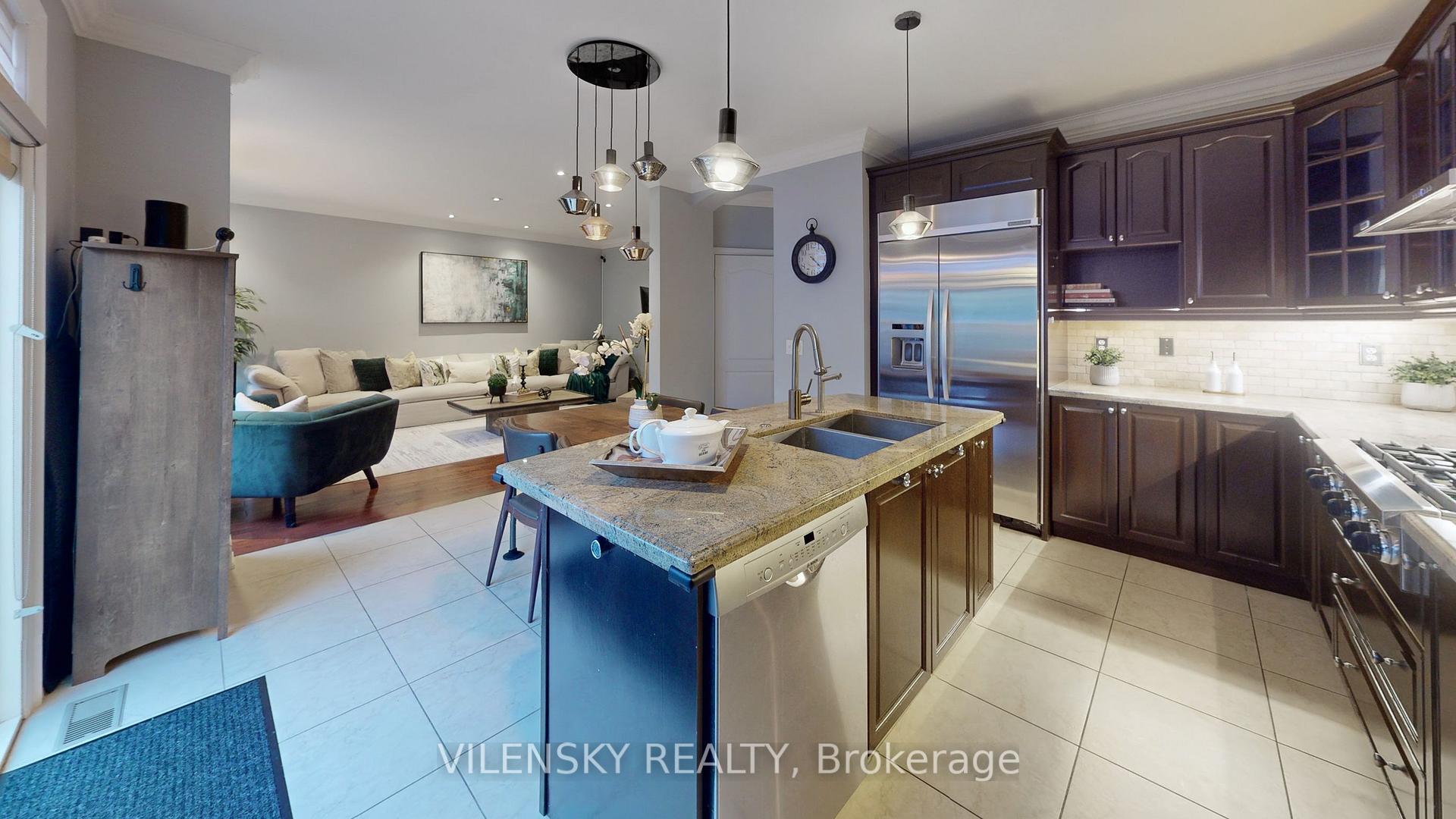 Photo 13 of 138 Valley Vista Drive, Vaughan, Patterson — HOMEH