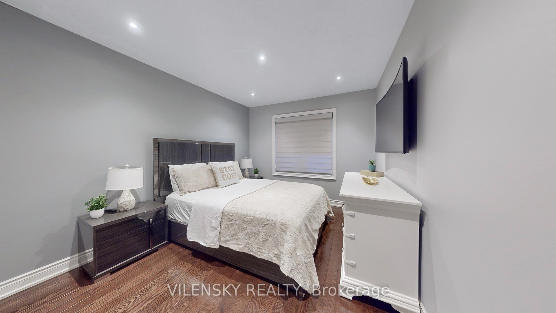 Photo 32 of 138 Valley Vista Drive, Vaughan, Patterson — HOMEH