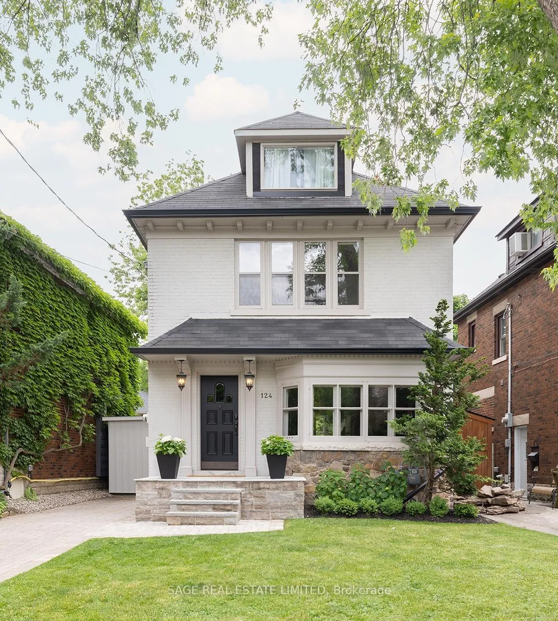 Front of 124 Cline Avenue N