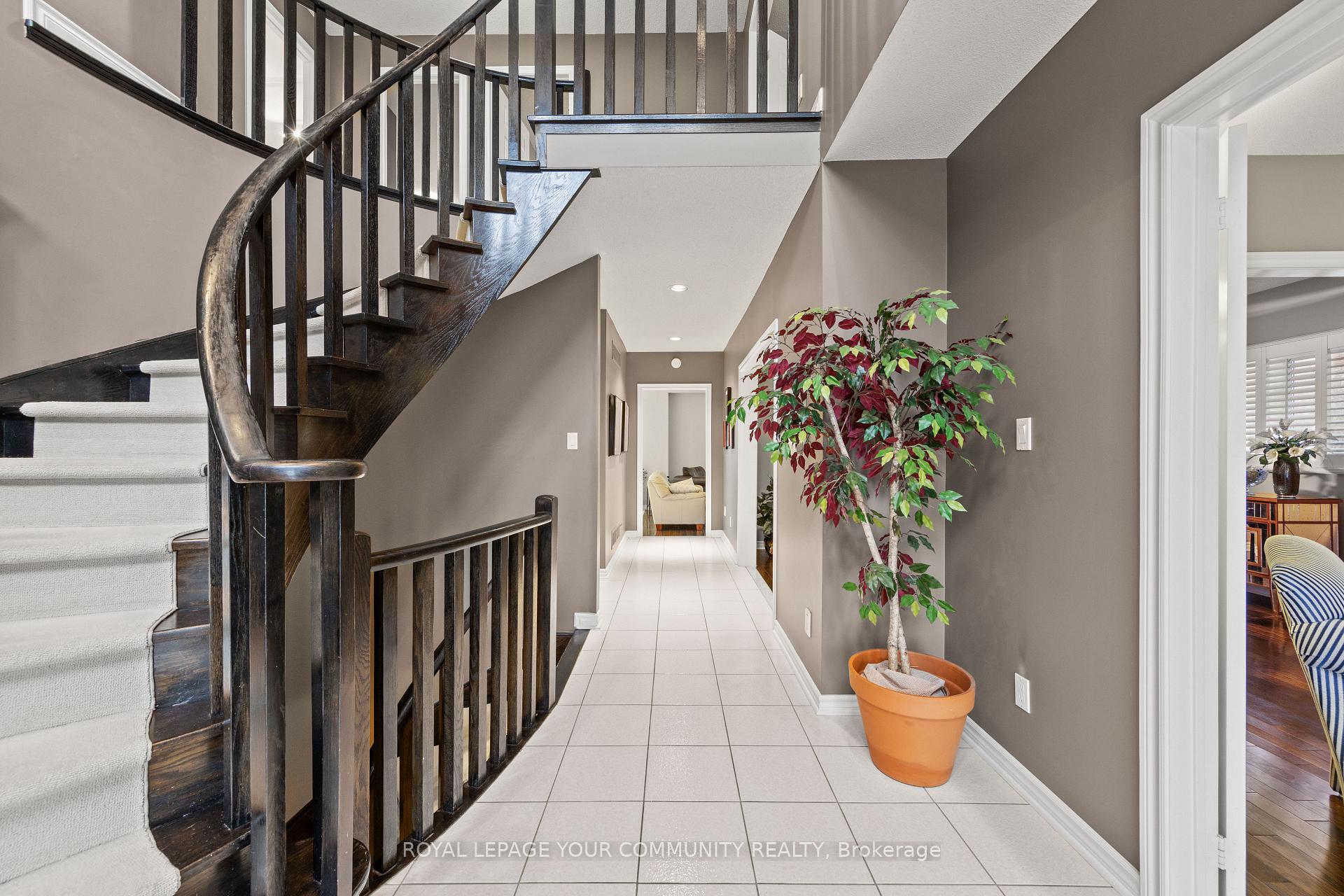 Photo 3 of 150 Westmount Boulevard, Vaughan, Beverley Glen — HOMEH