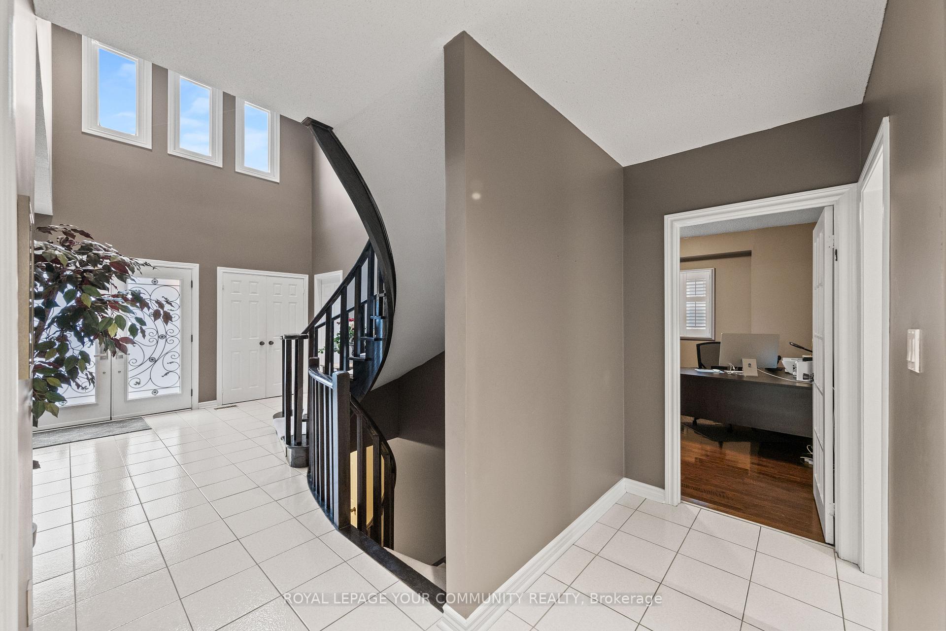 Photo 8 of 150 Westmount Boulevard, Vaughan, Beverley Glen — HOMEH