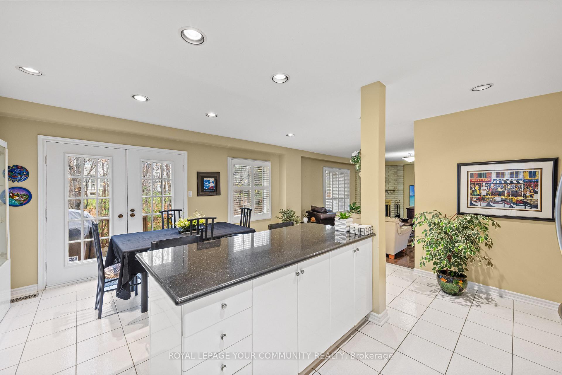 Photo 12 of 150 Westmount Boulevard, Vaughan, Beverley Glen — HOMEH