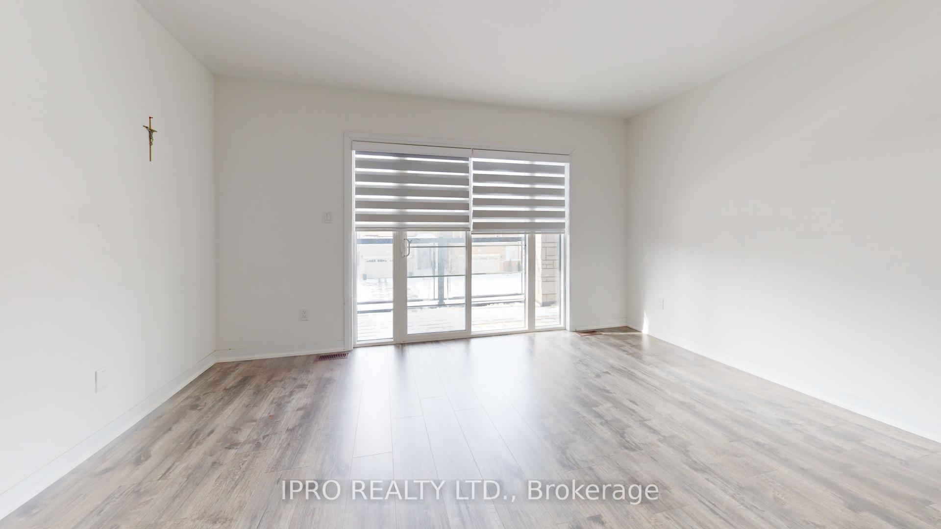 Photo 15 of 11 Moriarity Drive, Brant, Paris — HOMEH