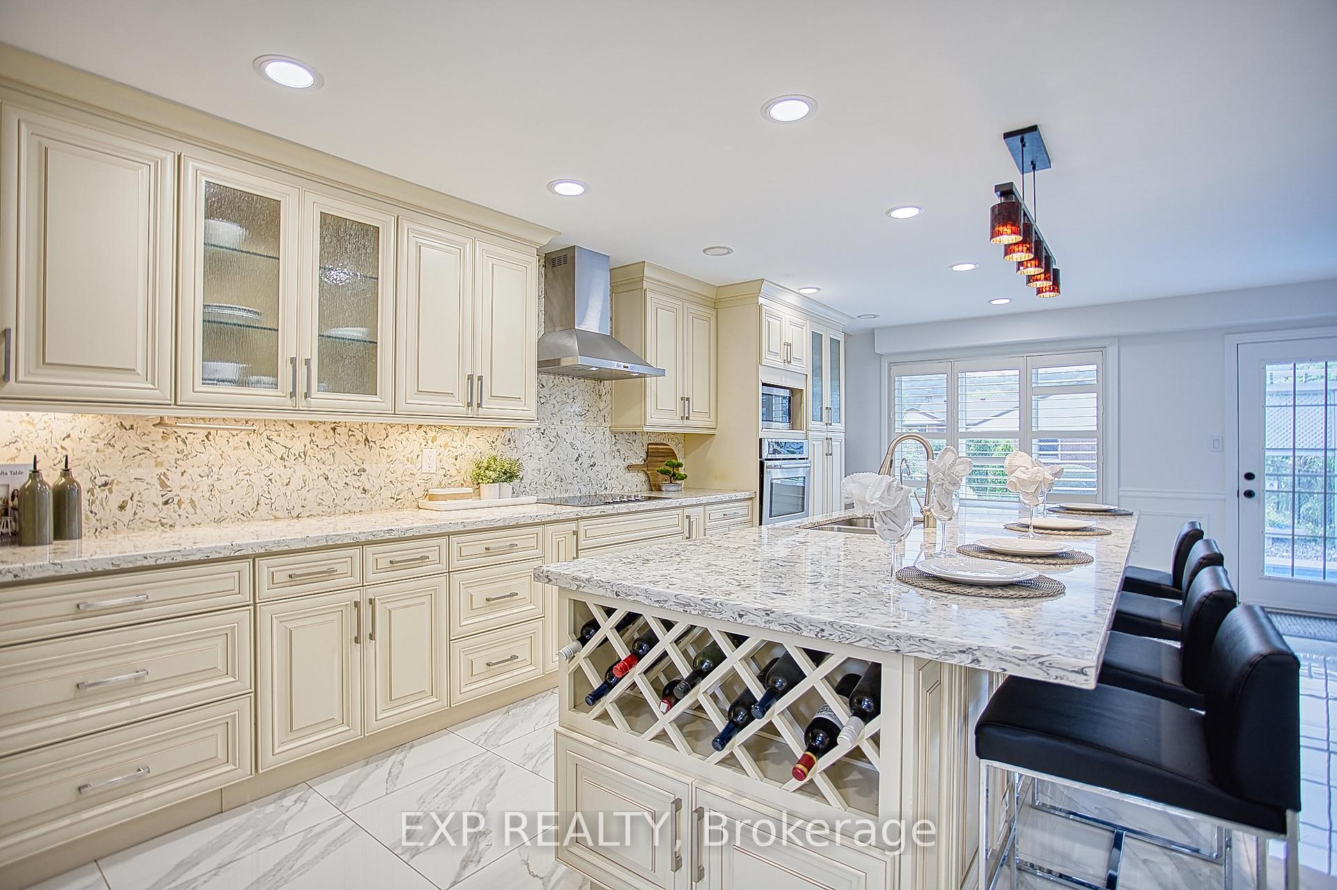 Photo 9 of 50 Tuscani Drive, Hamilton, Winona — HOMEH