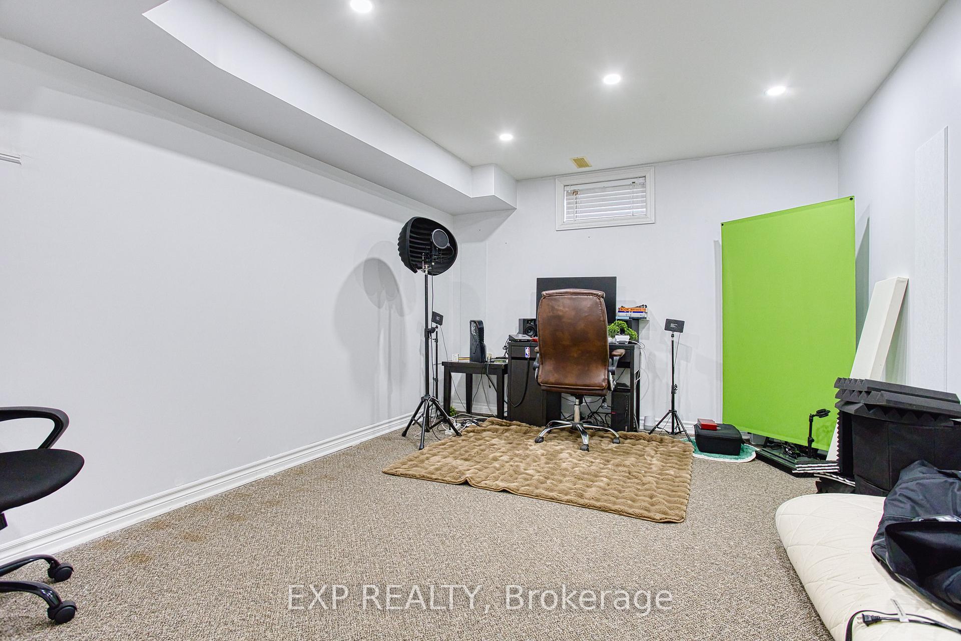 Photo 33 of 50 Tuscani Drive, Hamilton, Winona — HOMEH