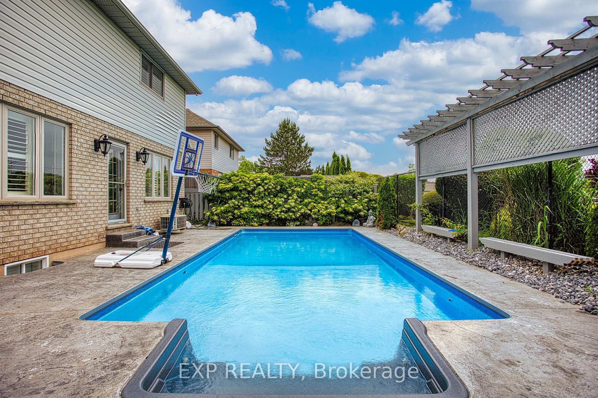 Photo 37 of 50 Tuscani Drive, Hamilton, Winona — HOMEH