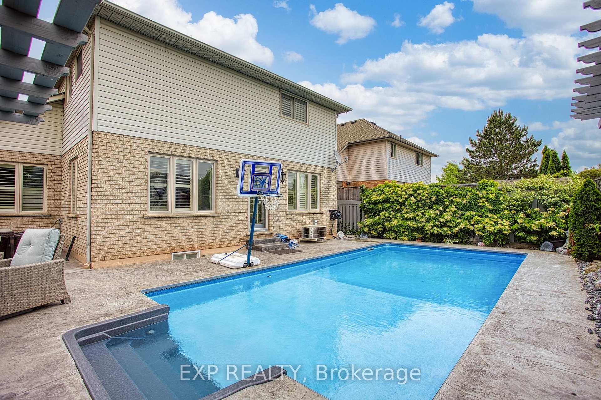 Photo 39 of 50 Tuscani Drive, Hamilton, Winona — HOMEH