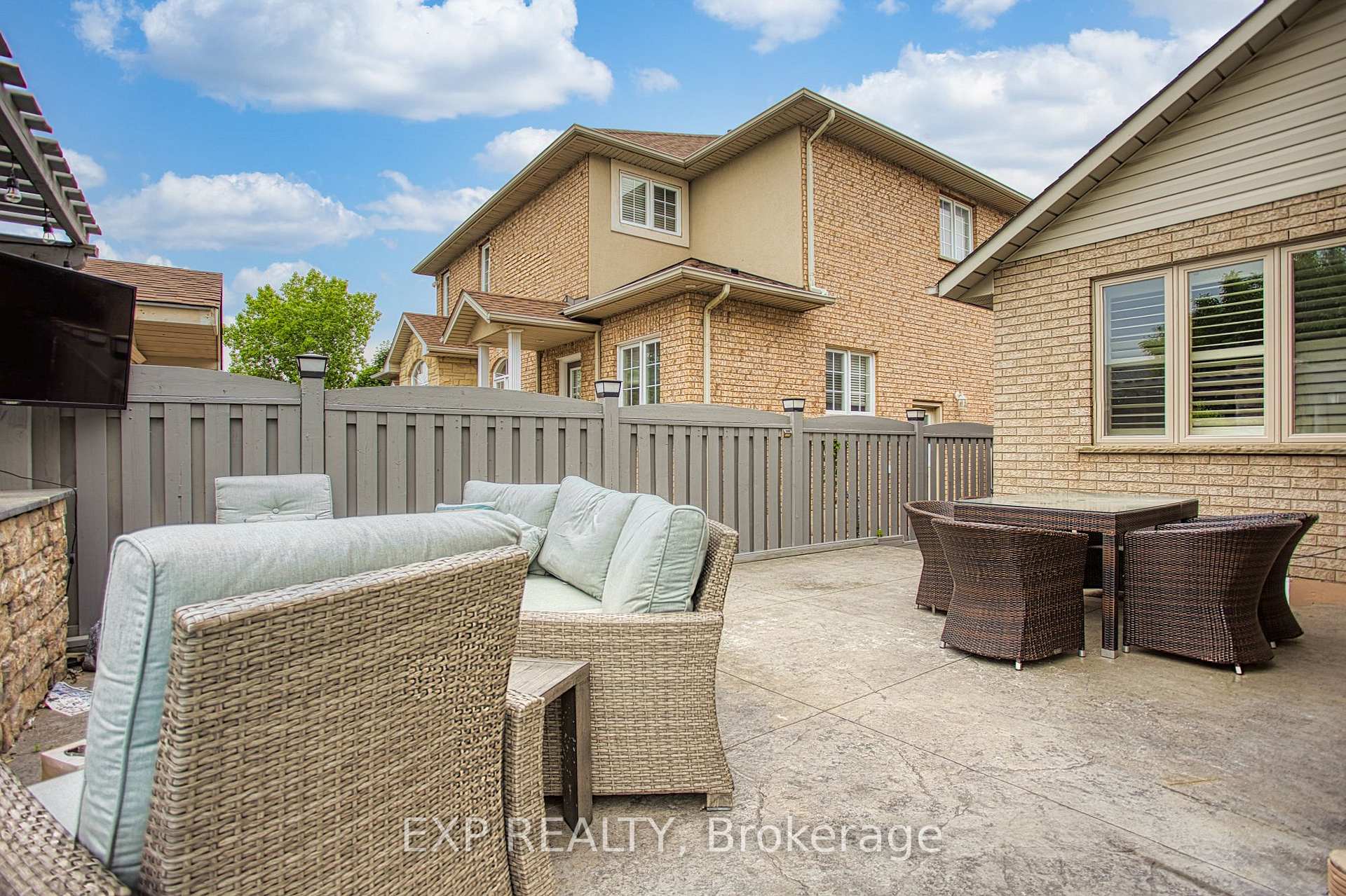 Photo 43 of 50 Tuscani Drive, Hamilton, Winona — HOMEH
