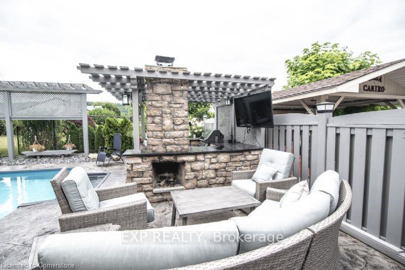 Photo 45 of 50 Tuscani Drive, Hamilton, Winona — HOMEH