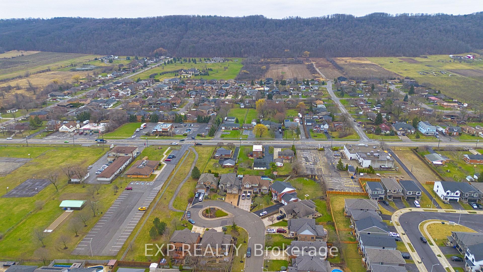 Photo 47 of 50 Tuscani Drive, Hamilton, Winona — HOMEH