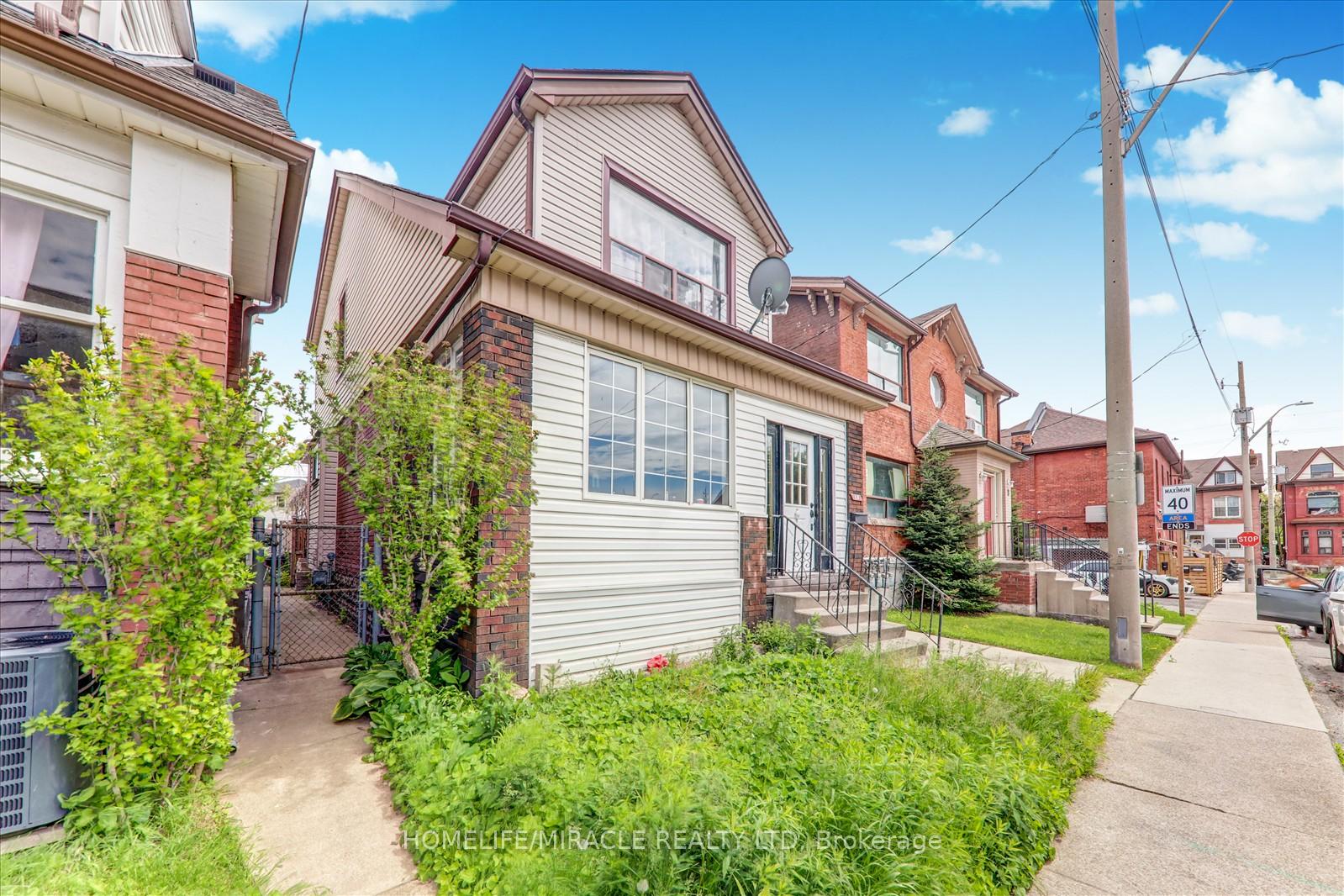 Photo 2 of 10 St Matthews Avenue, Hamilton, Beasley — HOMEH