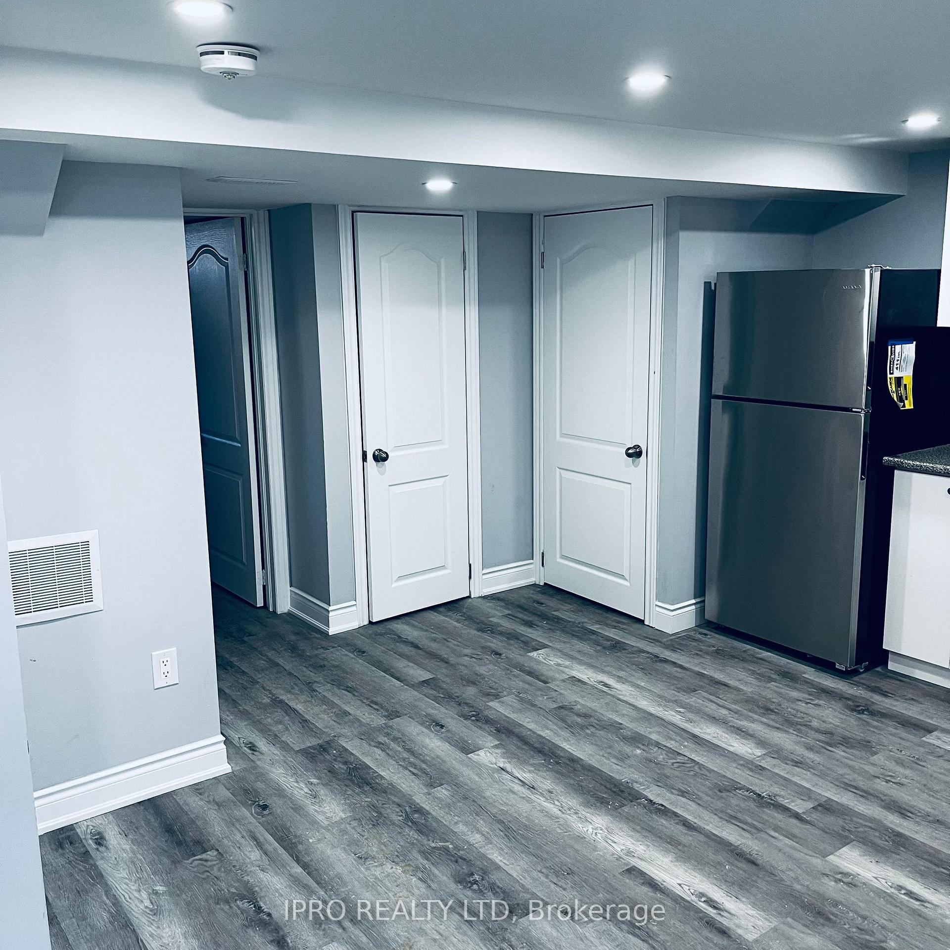 Photo 1 of 30 Jason Square, Brampton, Northgate — HOMEH