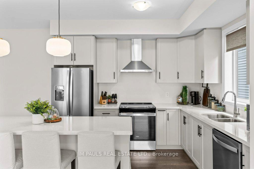 Photo 16 of 94 Marion Street, Hamilton, Mount Hope — HOMEH