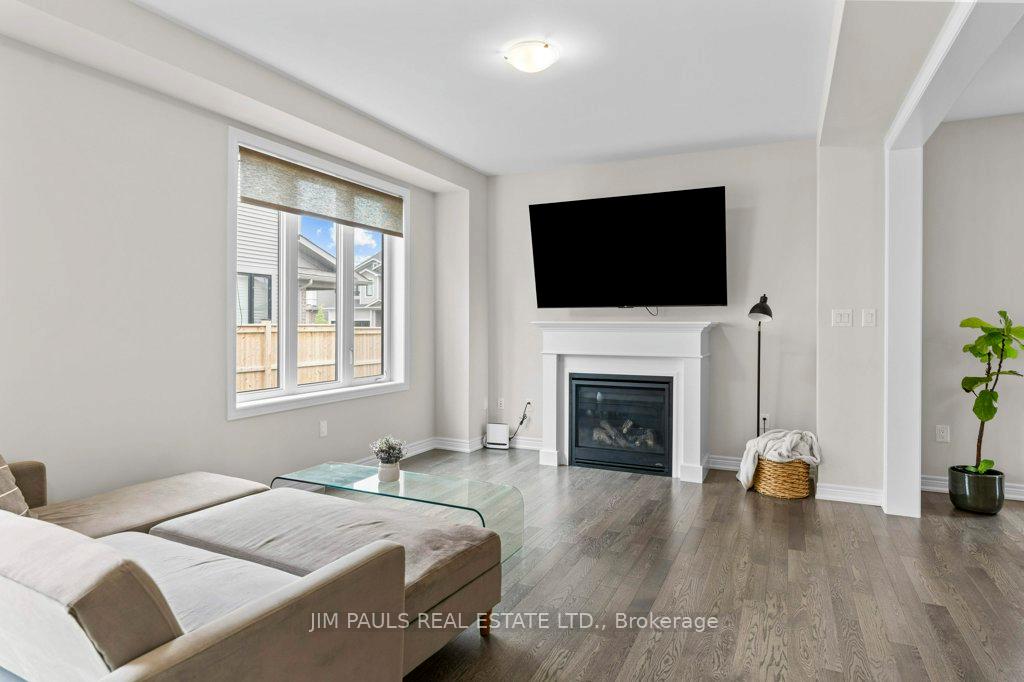 Photo 17 of 94 Marion Street, Hamilton, Mount Hope — HOMEH