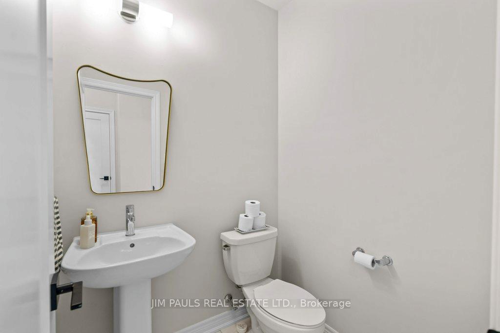 Photo 23 of 94 Marion Street, Hamilton, Mount Hope — HOMEH