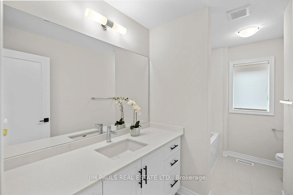 Photo 35 of 94 Marion Street, Hamilton, Mount Hope — HOMEH